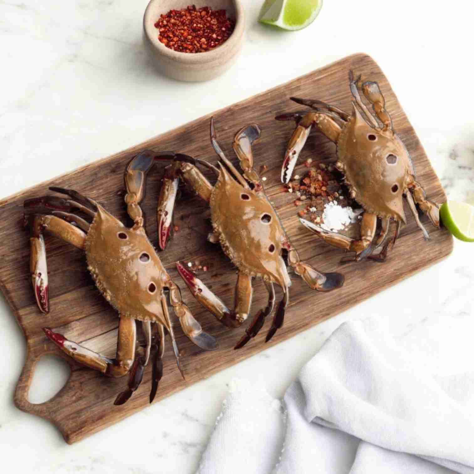 Three spotted Crab - Whole, Cleaned